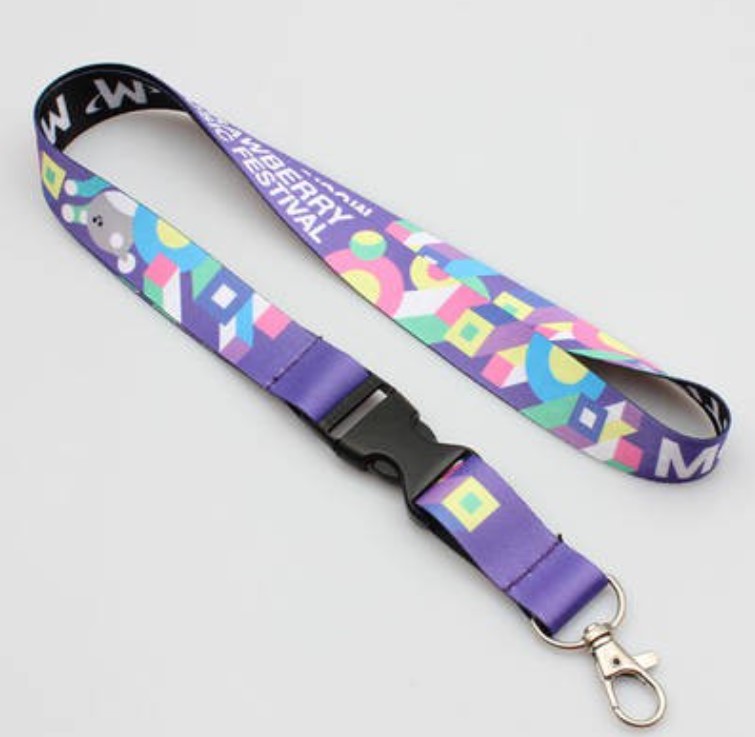 Lanyard untuk Sekolah & Universitas – Bisa Cetak Nama & Logo